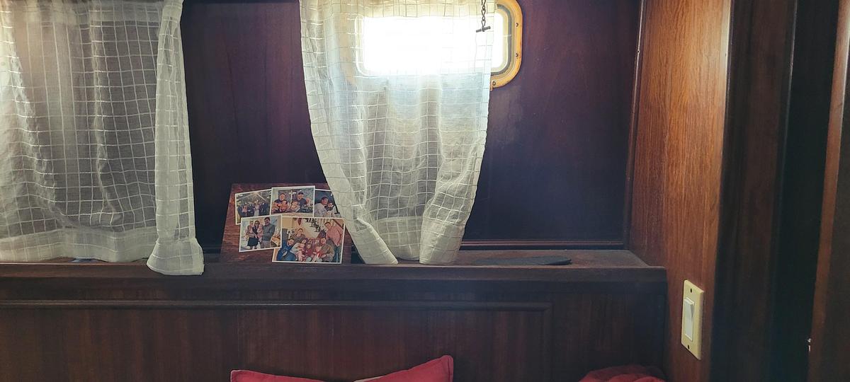 Used 1976 Hatteras 38 DC | 38ft