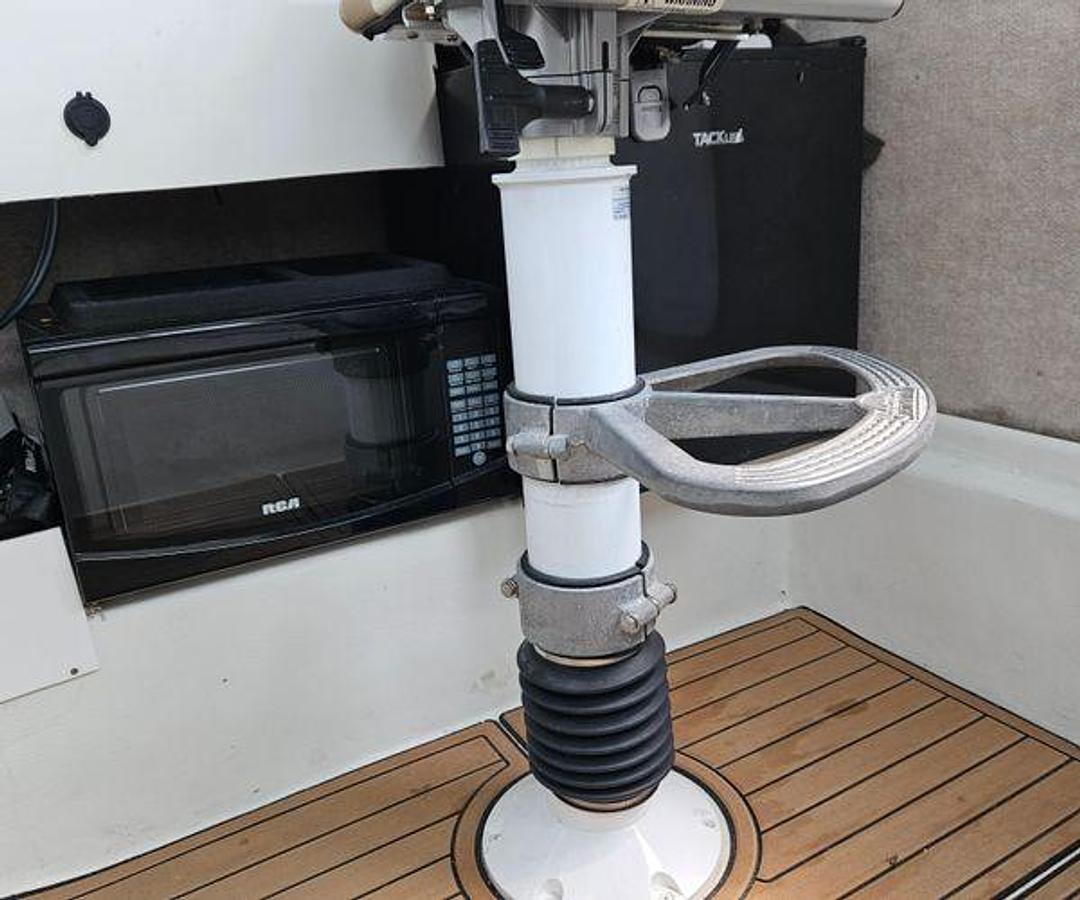 Used 2019 Parker 2320 Sport Cabin | 23ft