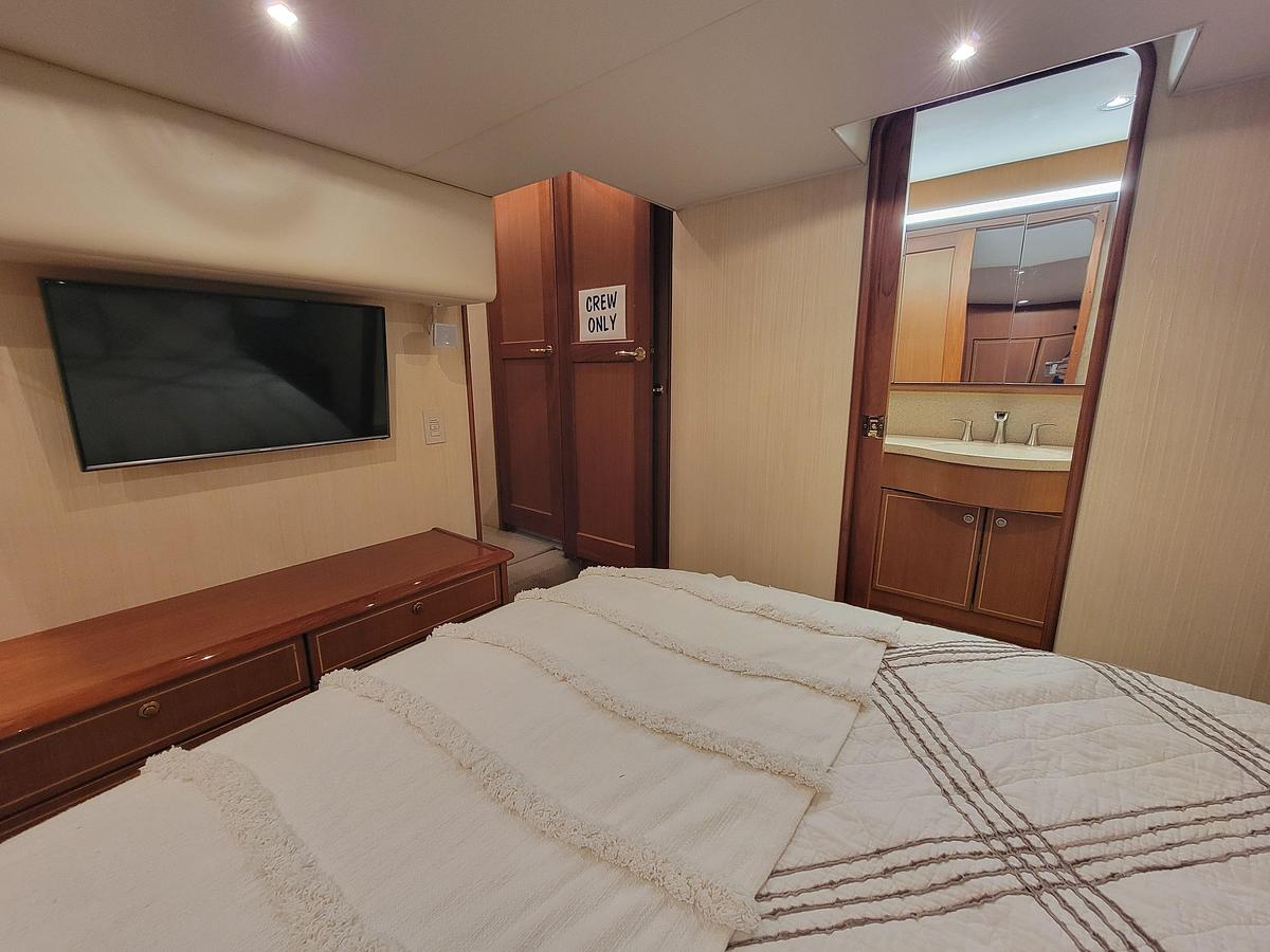 Used 2005 Ocean Yachts 57 Super Sport | 57ft