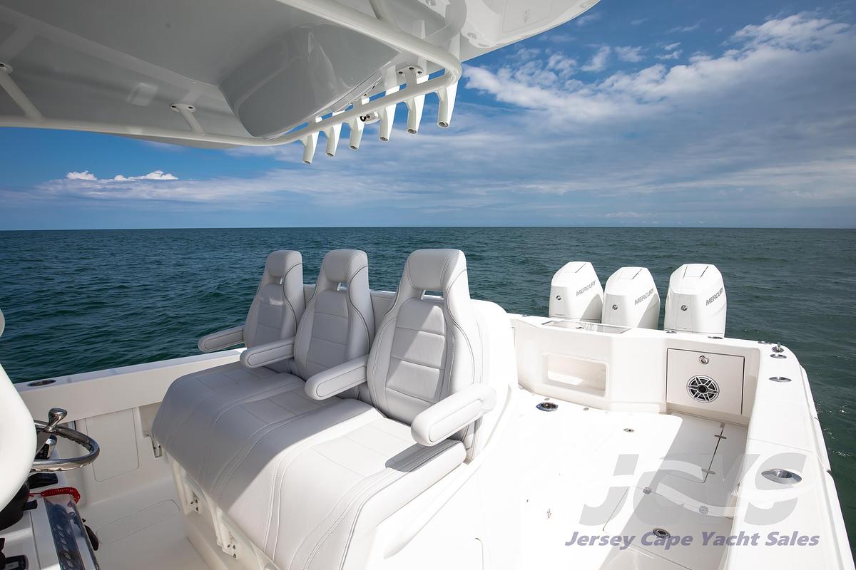 Used 2024 SeaVee Open Fisherman 390Z | 39ft