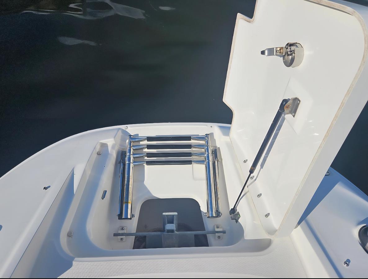 Used 2013 Sea Ray 260 Sundeck | 26ft