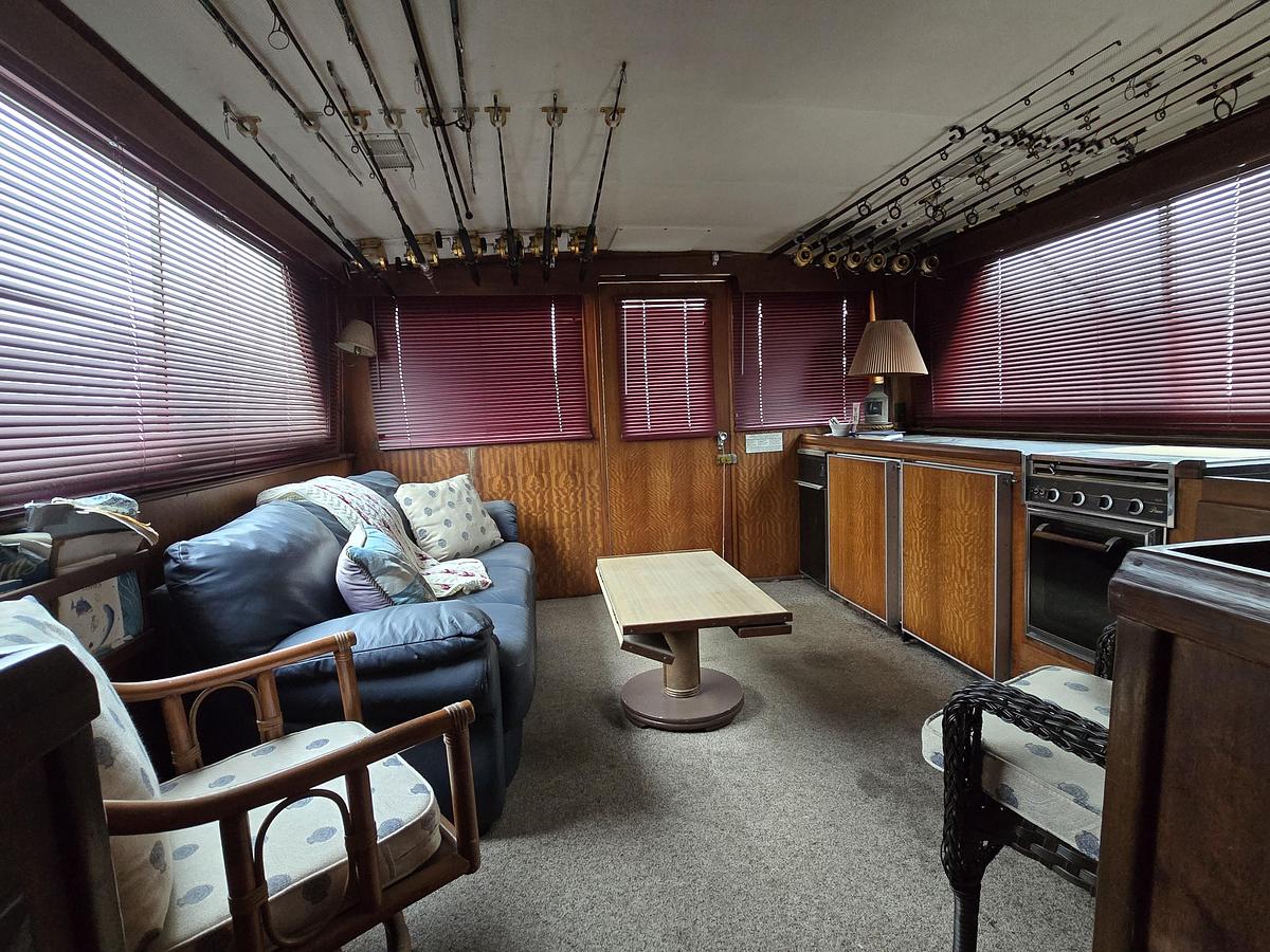 Used 1975 Hatteras 46 Convertible | 46ft