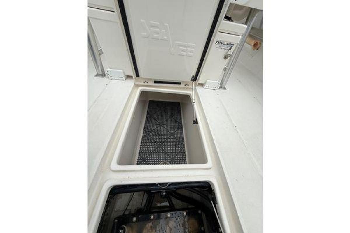 Used 2006 SeaVee 340B Center Console | 34ft