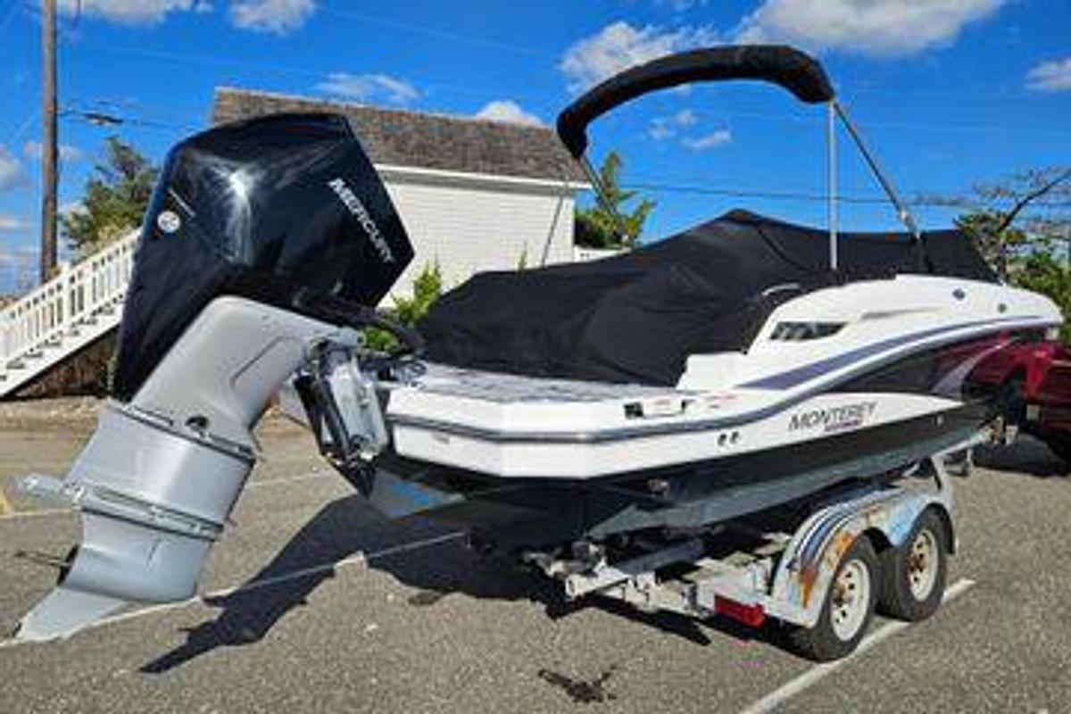 Used 2022 Monterey M-45 | 24ft