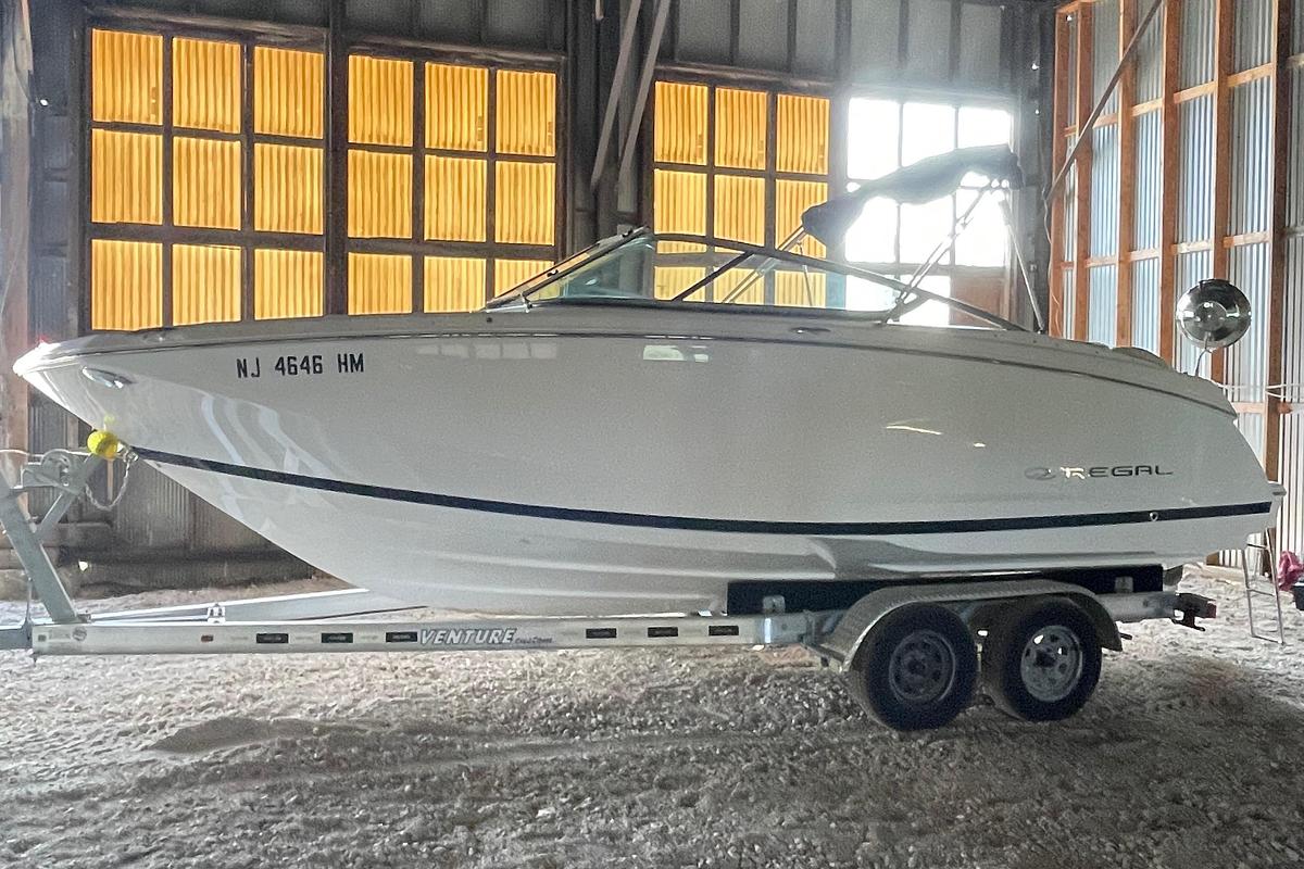 Used 2019 Regal 22 FasDeck | 22ft