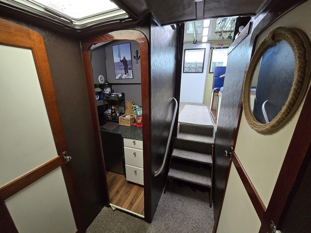 Used 2000 JM Custom 42 Sportfish | 42ft
