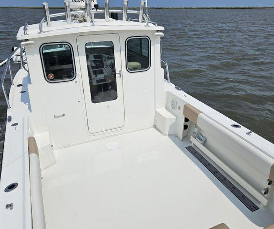Used 2019 Parker 2320 Sport Cabin | 23ft