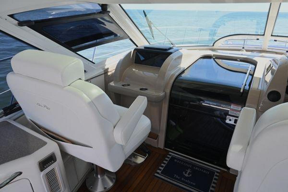 Used 2008 55' Sea Ray 550 Sundancer | 55ft