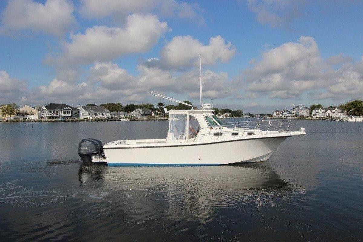 Used 2015 28' True World Marine TE289