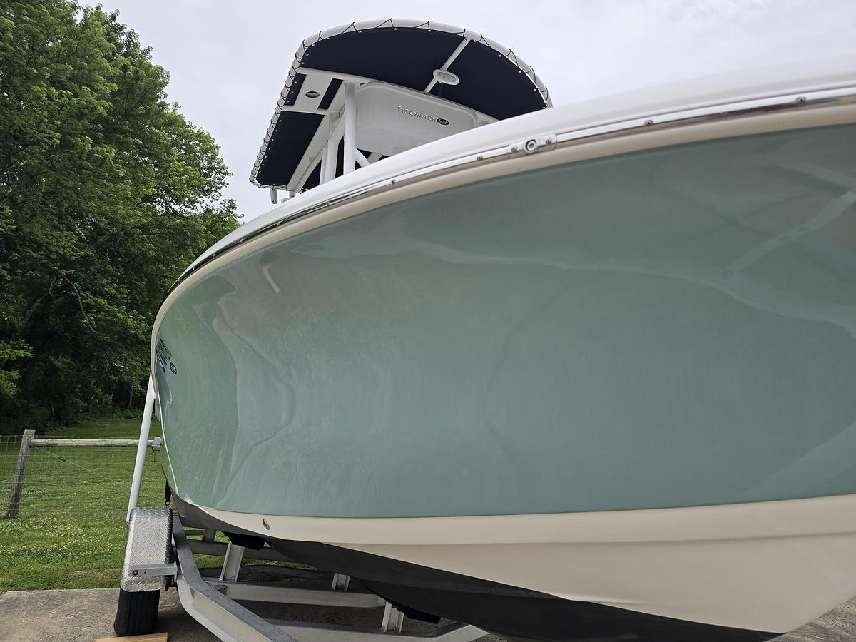 Used 2022 19' Tidewater 198 Adventure Center Console