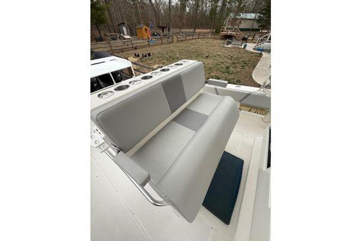 Used 2006 SeaVee 340B Center Console | 34ft