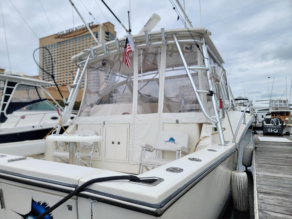 Used 2006 Carolina Classic 32 | 32ft