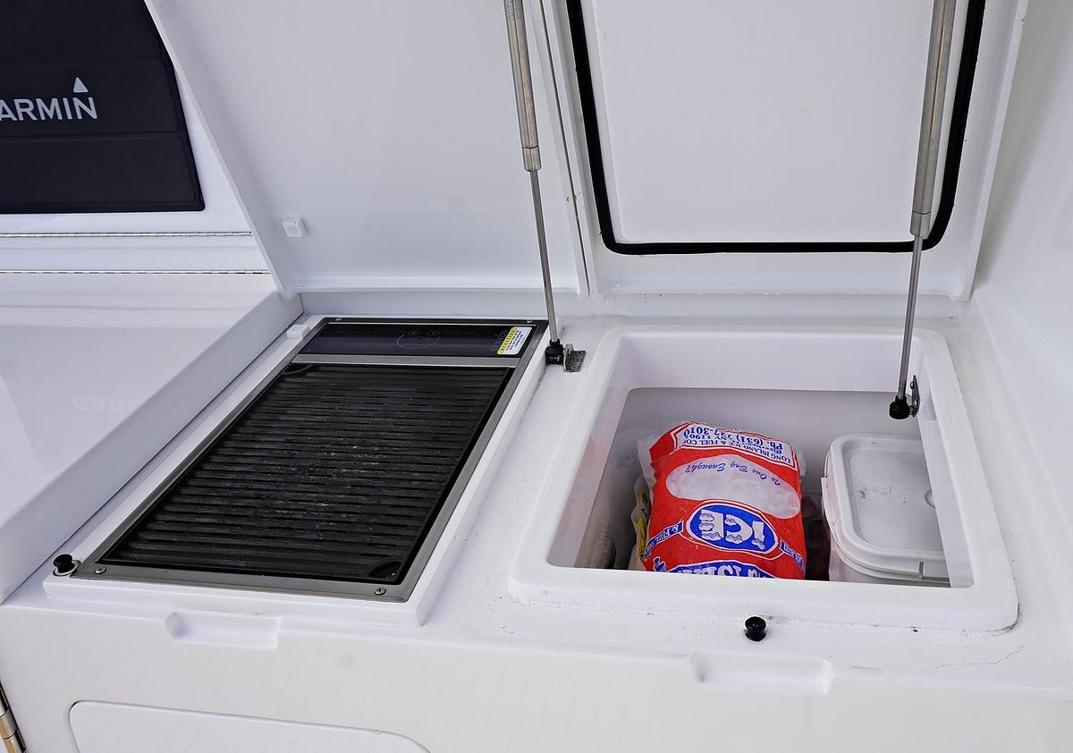 Used 2022 Henriques 42EXHT | 42ft