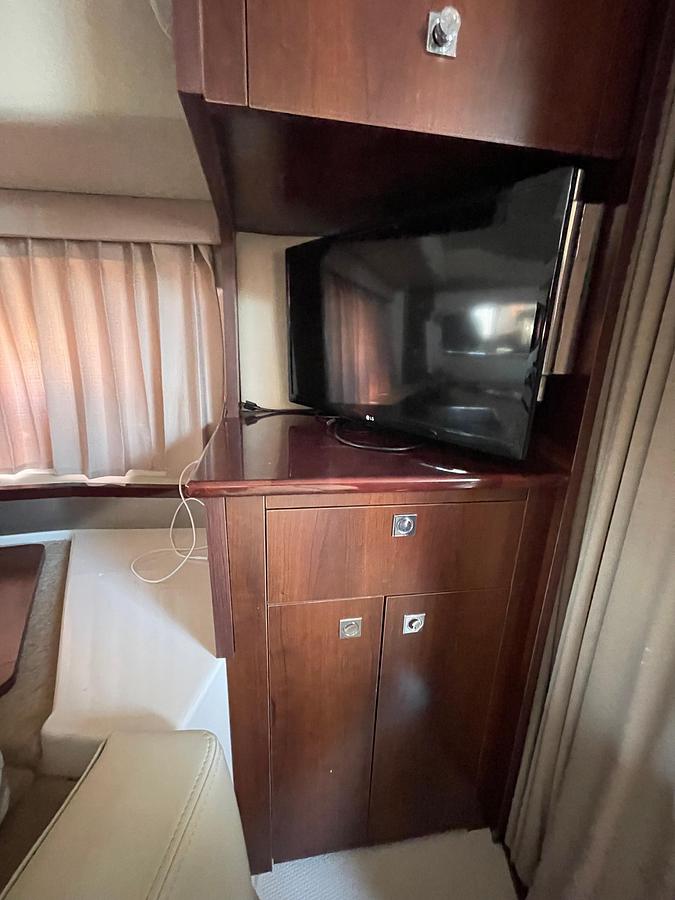 Used 2018 Chaparral 310 Signature | 31ft