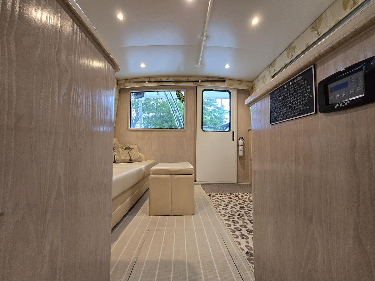 Used 2003 35' Henriques Sportfisherman Flybridge | 35ft