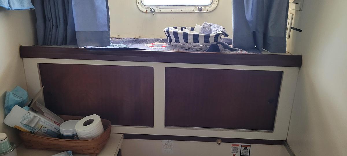 Used 1976 Hatteras 38 DC | 38ft