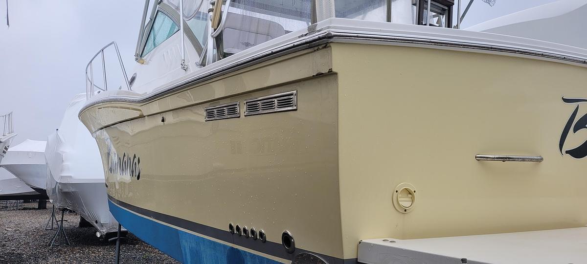 Used 2006 Wellcraft 330 Coastal | 33ft