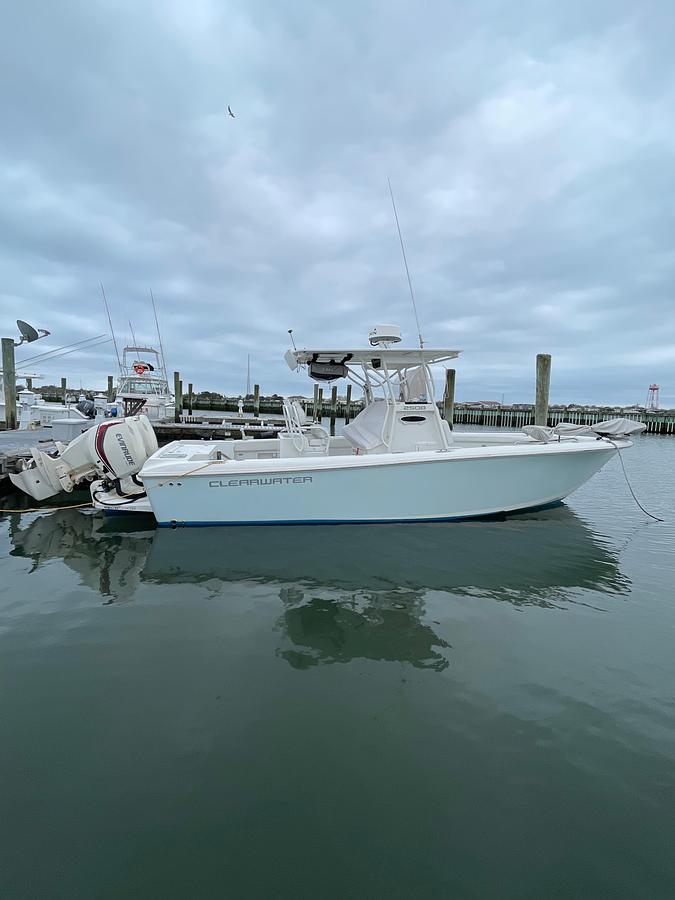Used 2017 Clearwater 2508 Center Console | 26ft