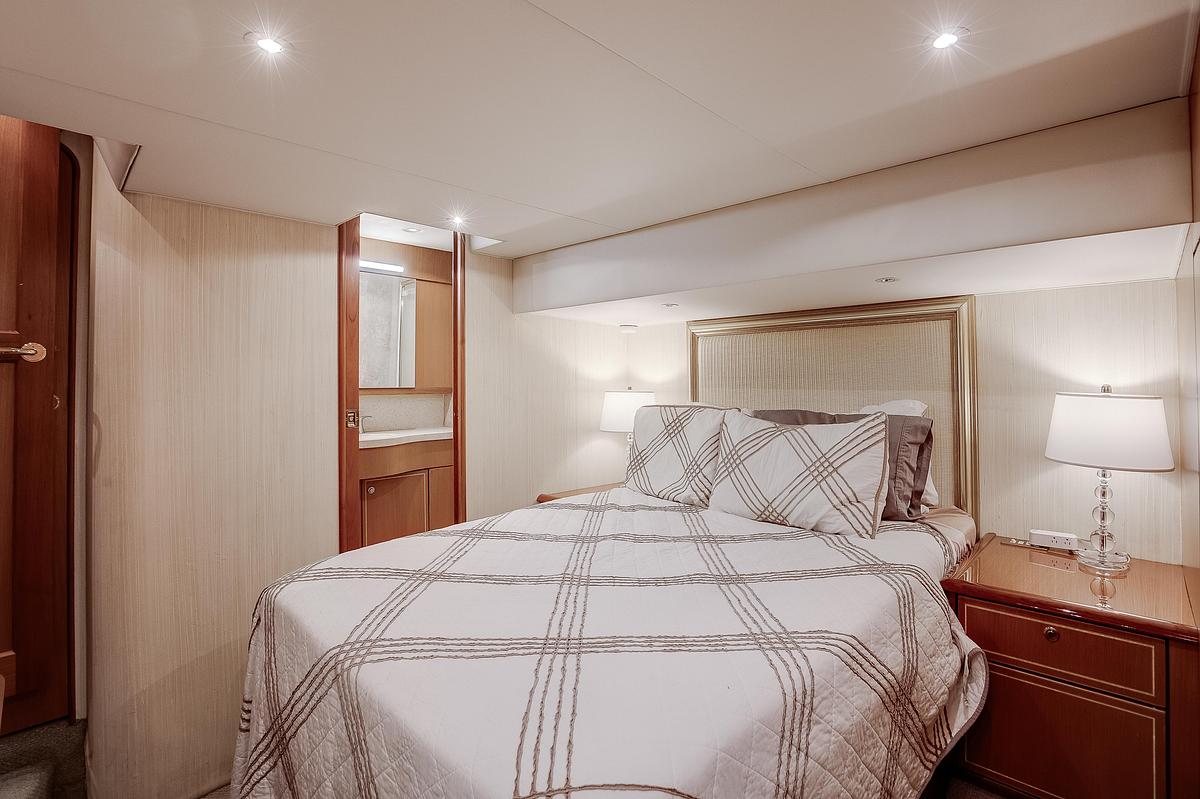 Used 2005 Ocean Yachts 57 Super Sport | 57ft