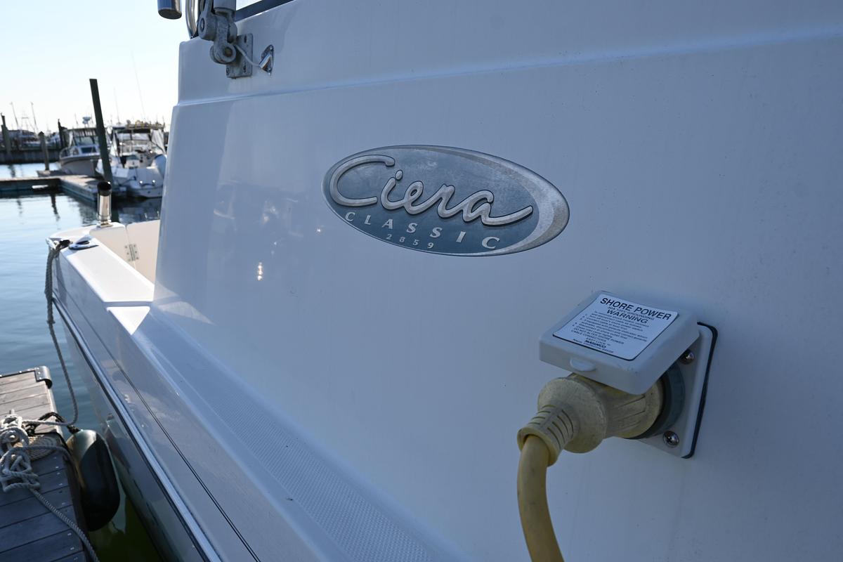 Used 2003 Bayliner 2859 Ciera Classic | 28ft