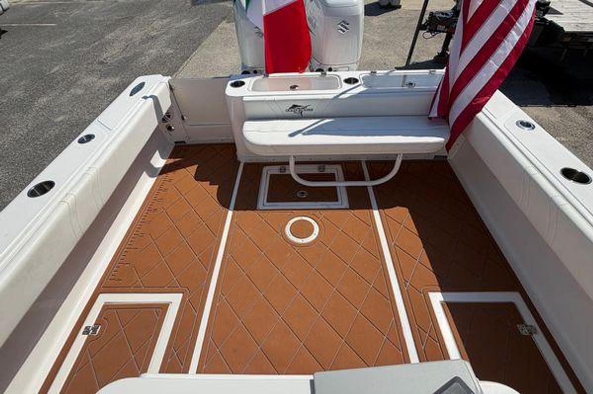 Used 2023 29' Ocean Runner 2 | 29ft