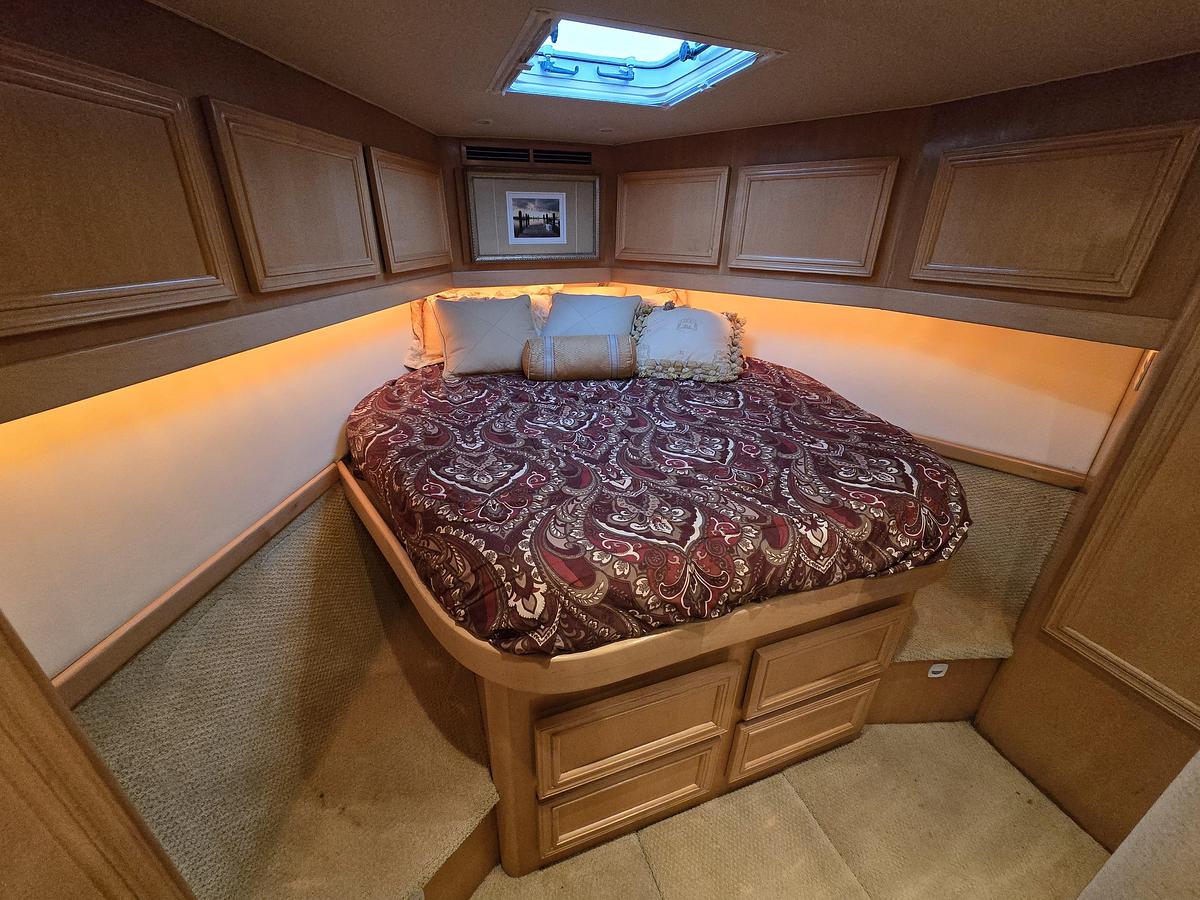 Used 2001 53' Cavileer 53 Convertible | 53'