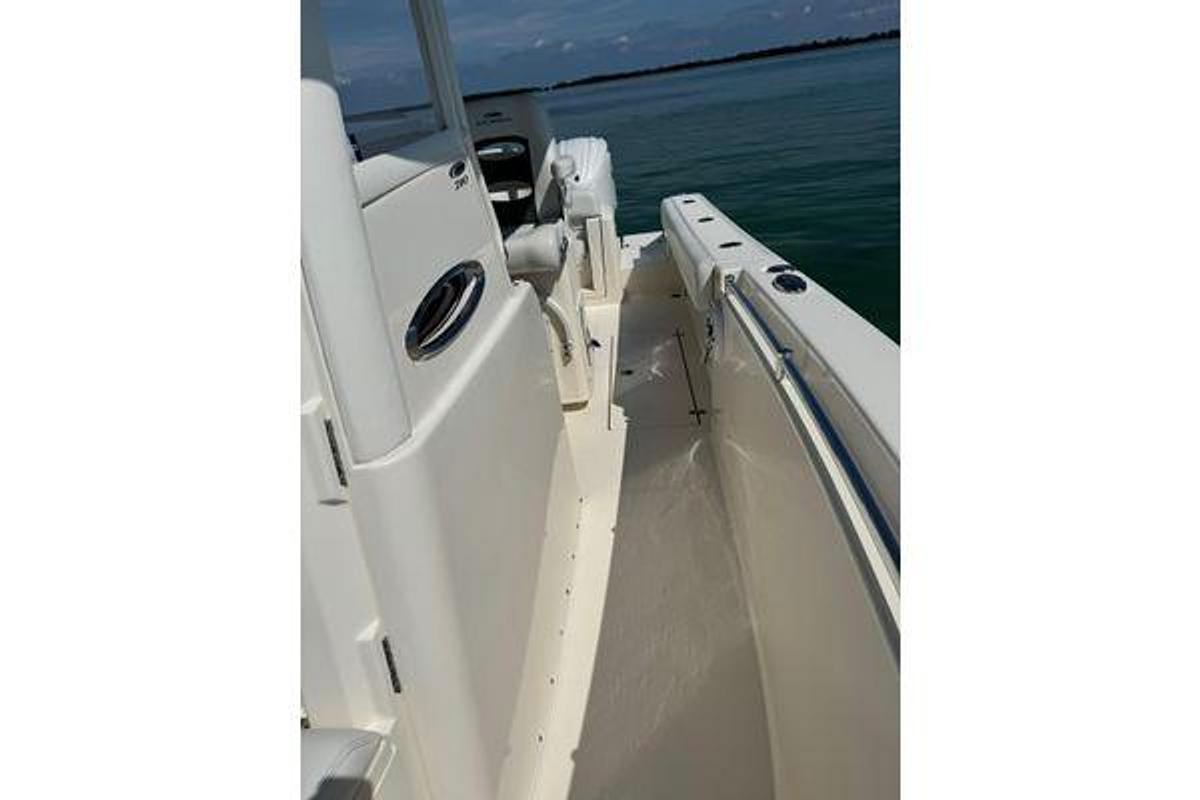 Used 2023 Cobia 280 Center Console | 28ft