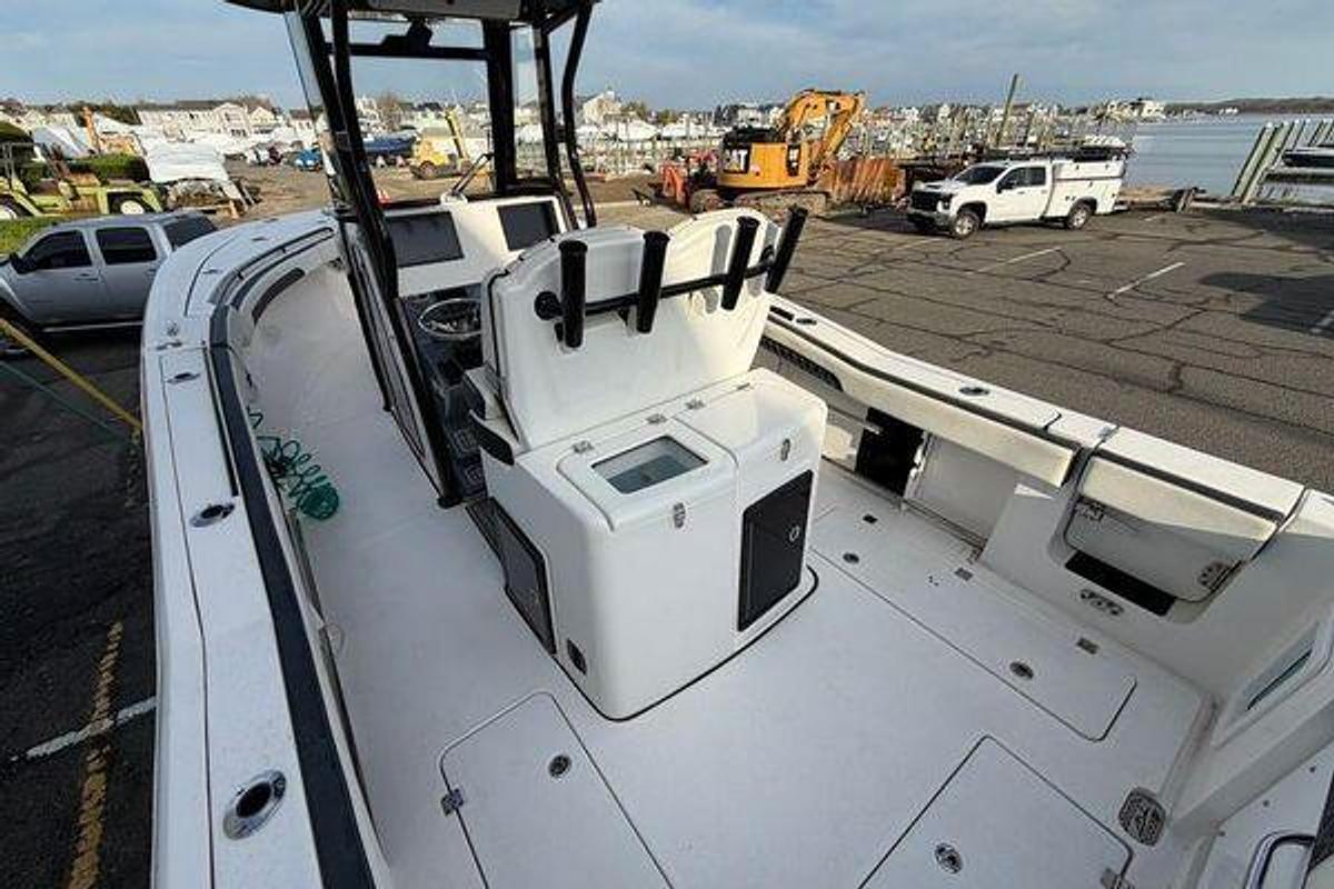 Used 2023 Tidewater 282 CC Adventure Bluewater | 28ft