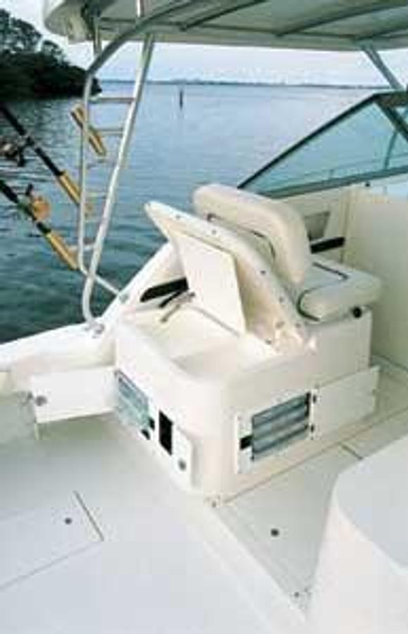 Used 2006 Wellcraft 330 Coastal | 33ft