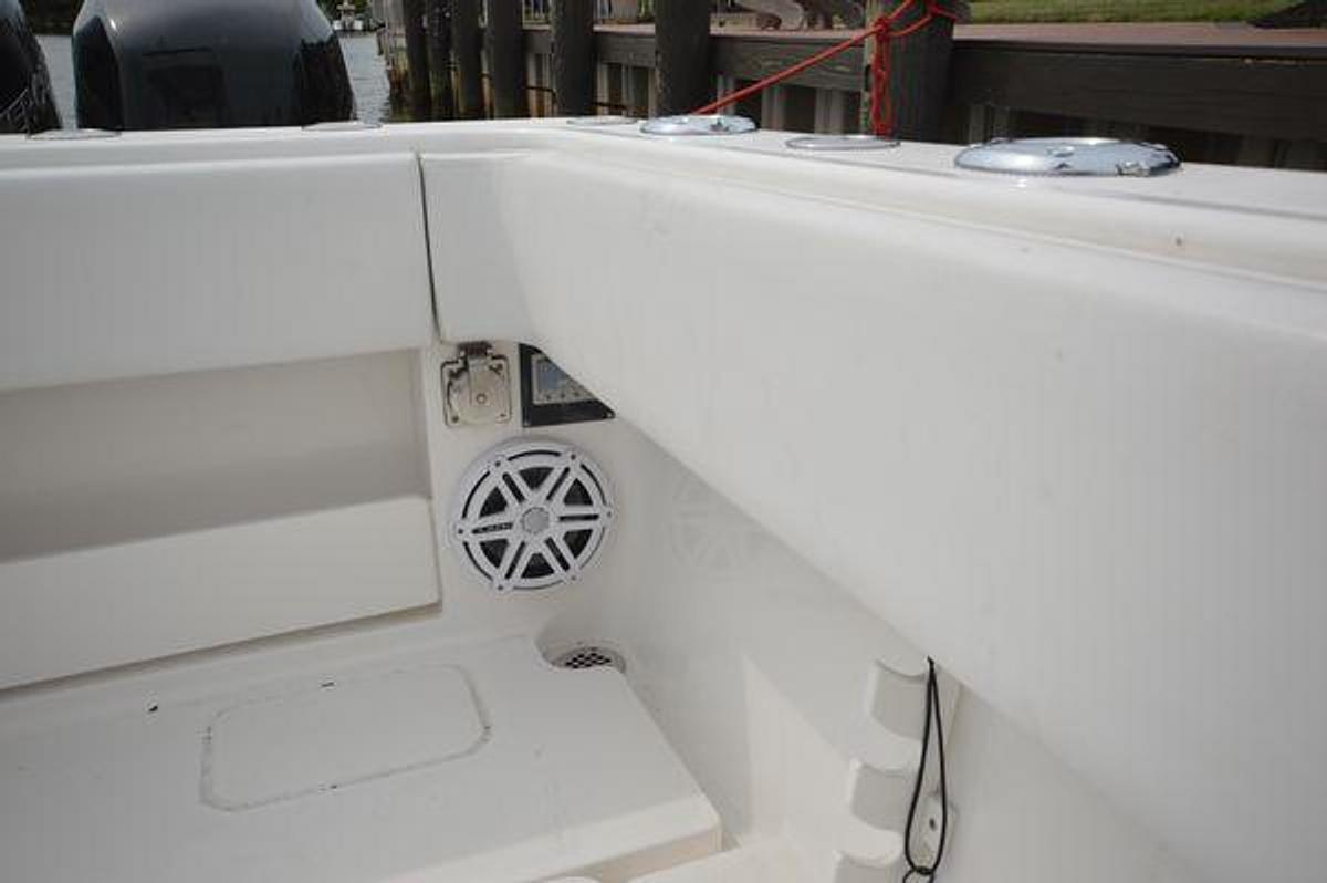 Used 2018 43' Invincible 43 Open Fisherman | 43ft