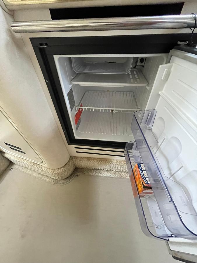 Used 2001 Sea Ray 310 Sundancer | 31ft