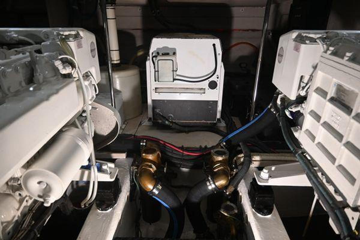 Used 2008 55' Sea Ray 550 Sundancer | 55ft