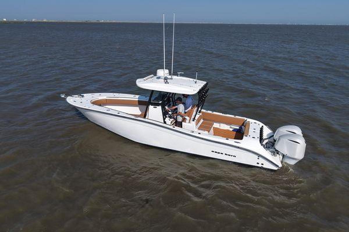 Used 2021 32' Cape Horn 32T | 32ft