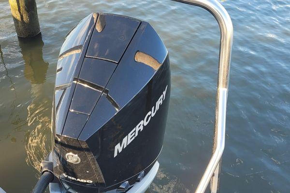 Used 2024 Bennington 24LXS SB | 24ft