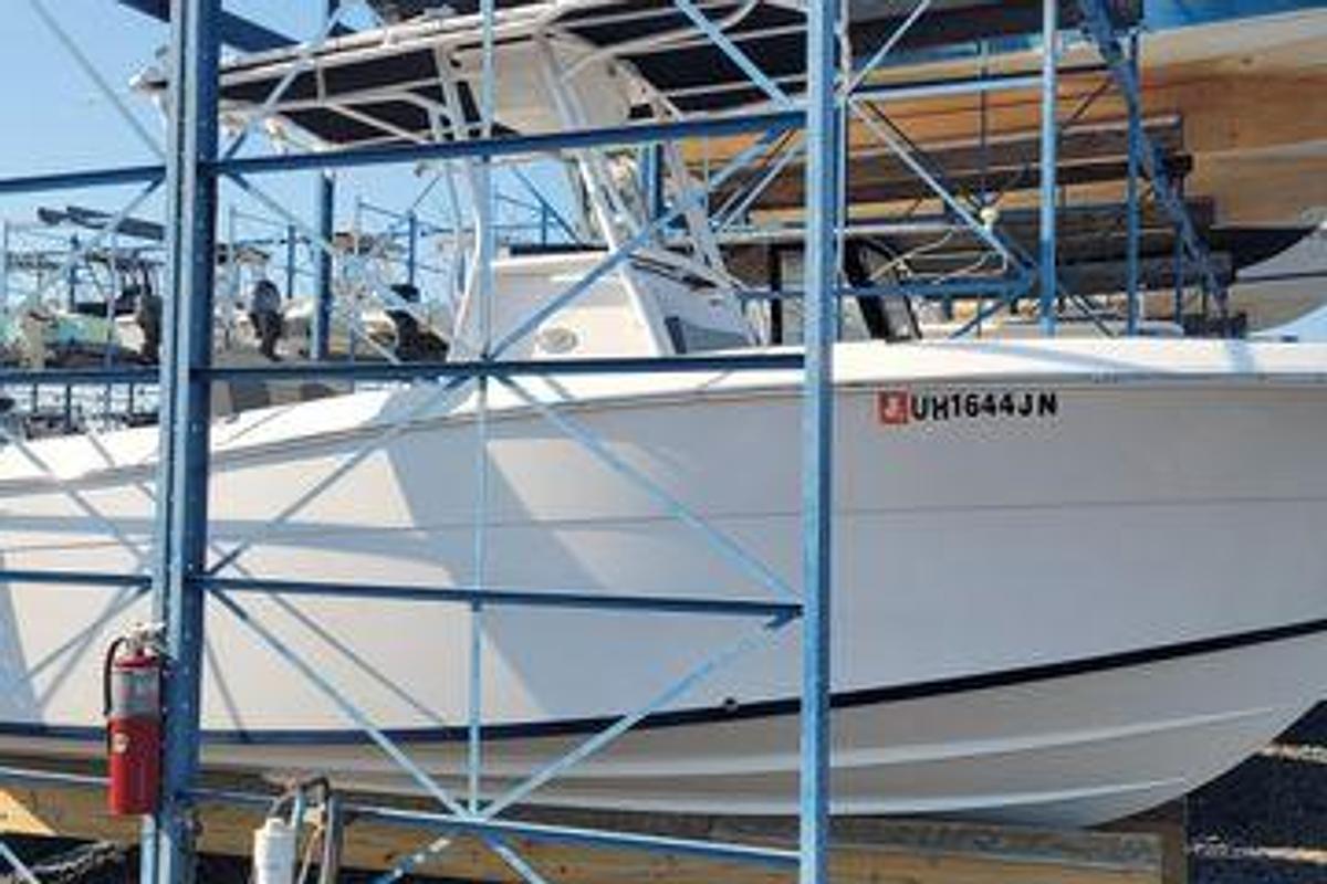 Used 2022 21' Aquasport 2100 Center Console | 21ft