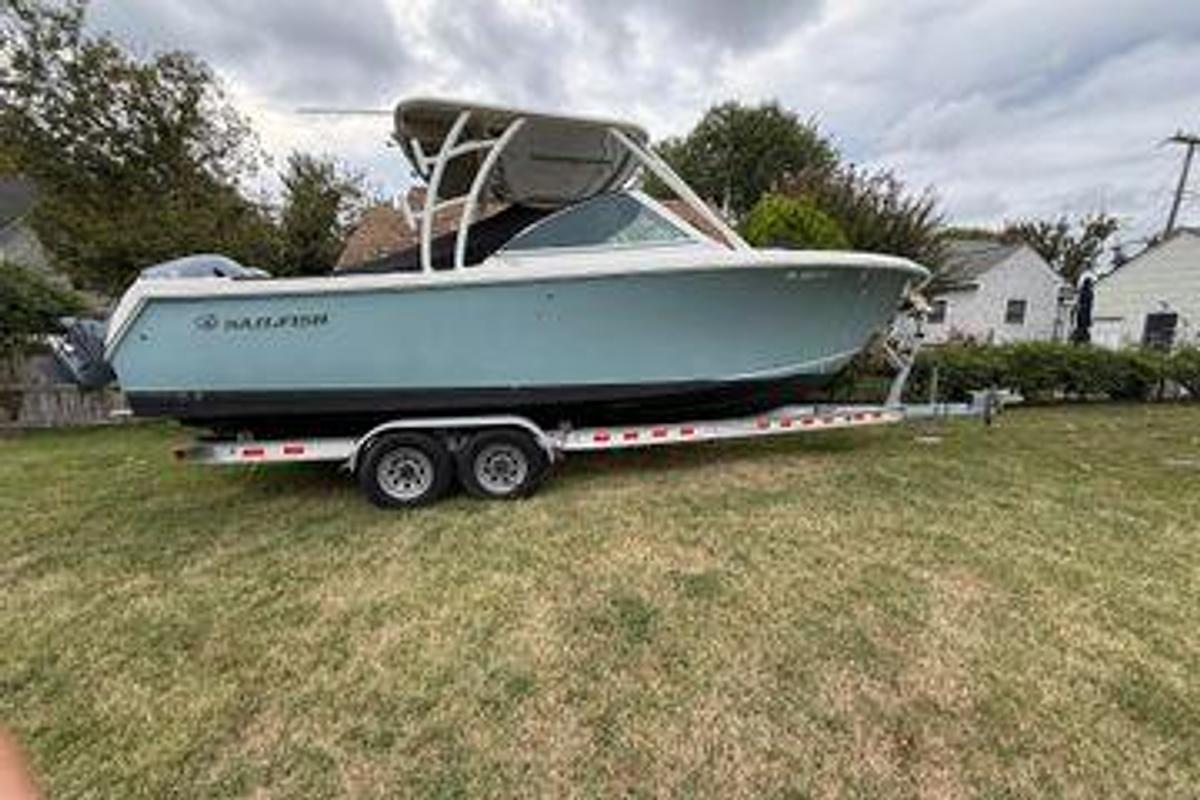 Used 2019 Sailfish 275 DC | 27'