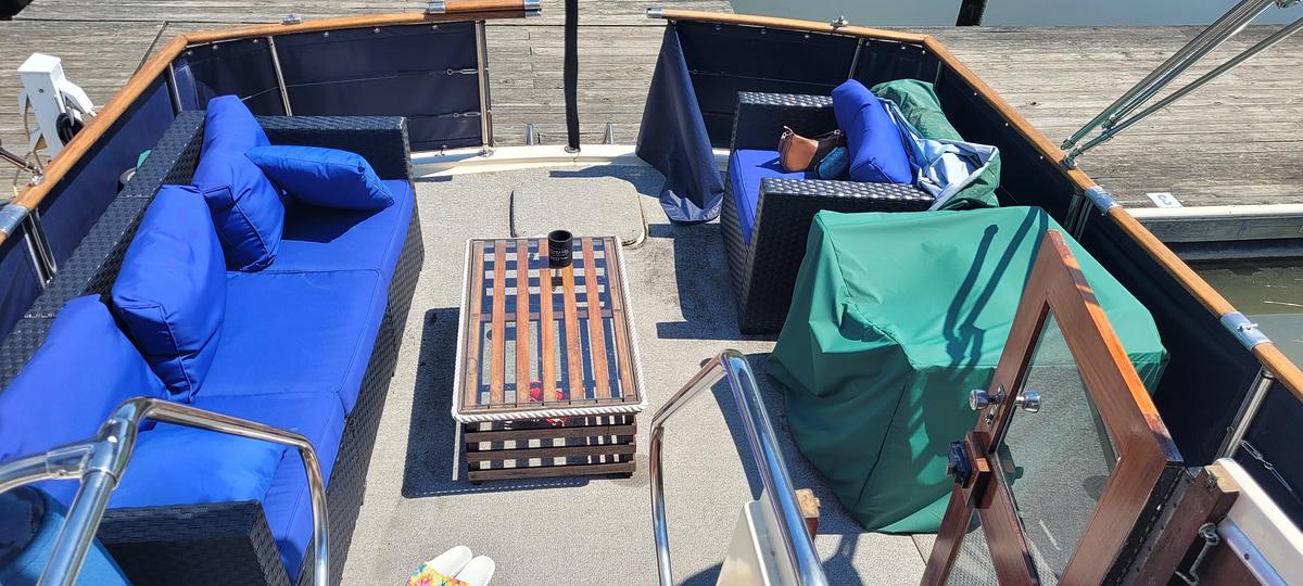 Used 1976 Hatteras 38 DC | 38ft