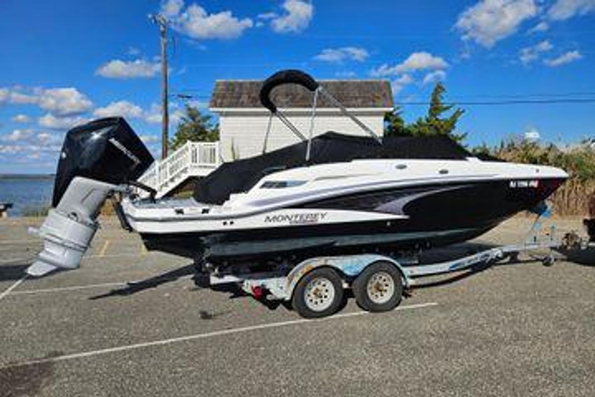 Used 2022 Monterey M-45 | 24ft