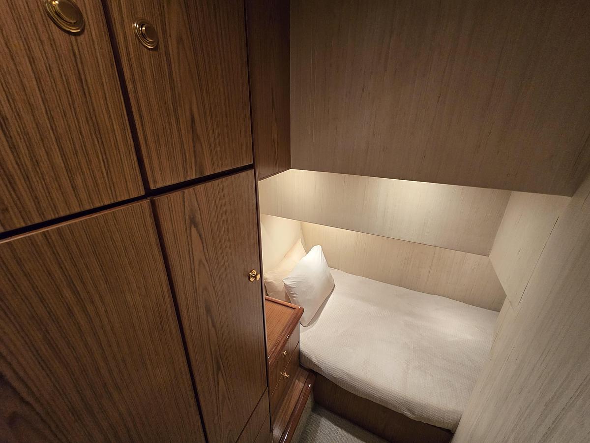 Used 2007 Ocean Yachts 46 Super Sport | 46ft