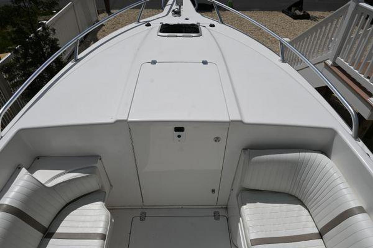 Used 32' Intrepid 323 Cuddy | 2002