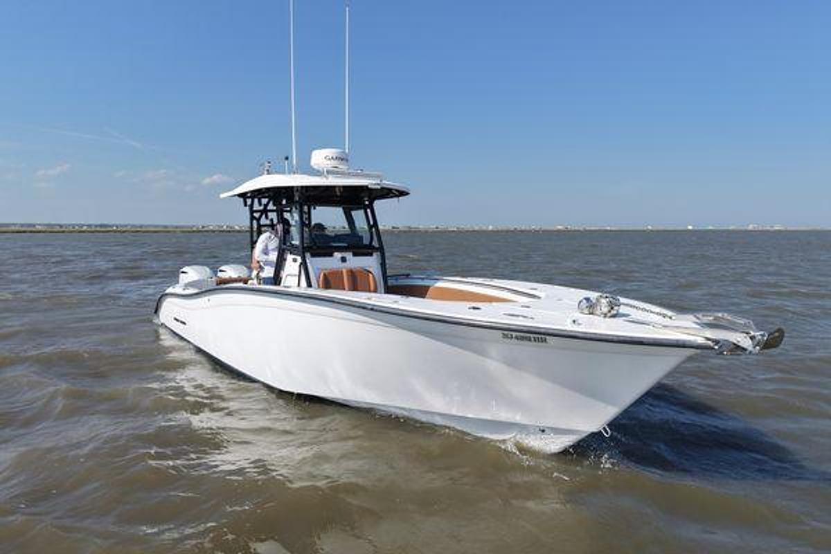 Used 2021 32' Cape Horn 32T | 32ft