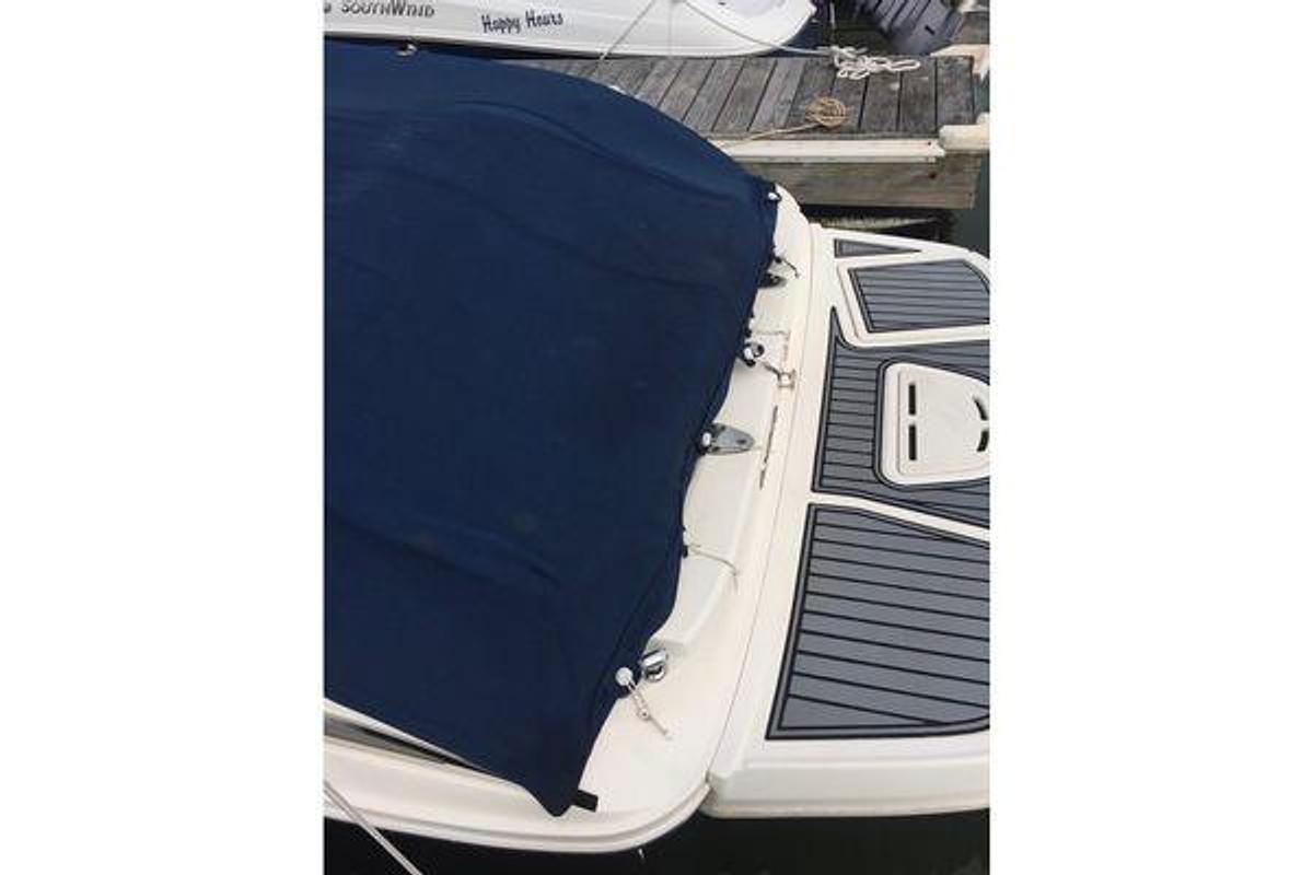 Used 2012 Sea Ray 240 Sundeck | 24ft