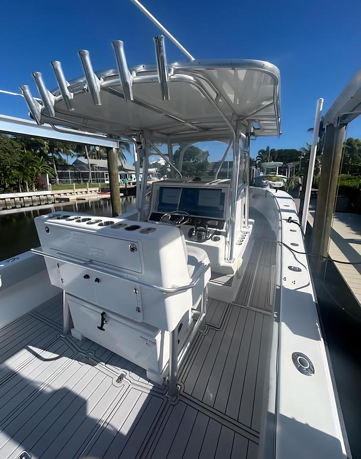 Used 2004 SeaVee 340B | 34ft