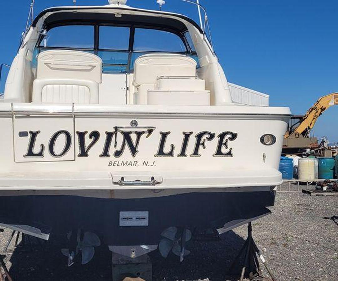 Used 1997 33' Sea Ray 330 Express Cruiser