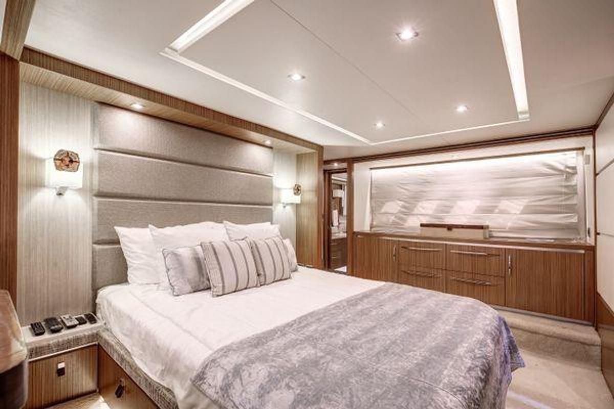 Used 2018 65' Sea Ray L650 | 65ft