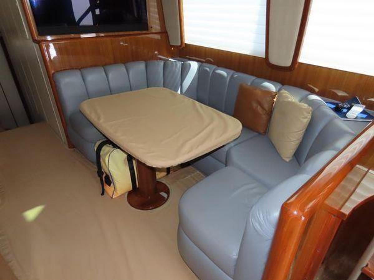 Used 2009 Viking 64 Convertible | 64ft