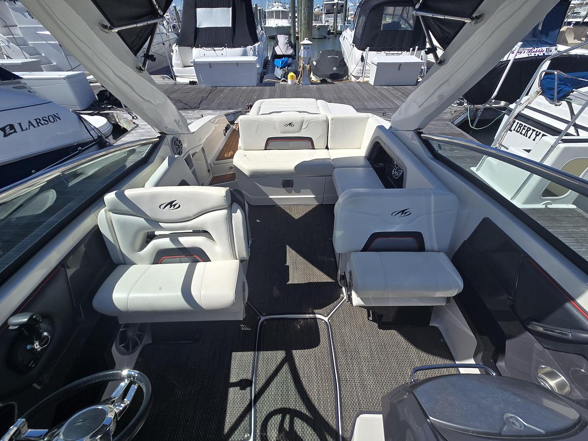 Used 2014 288 Monterey SS | 28ft