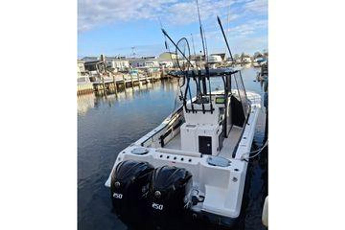 Used 2023 Tidewater 282 CC Adventure Bluewater | 28ft