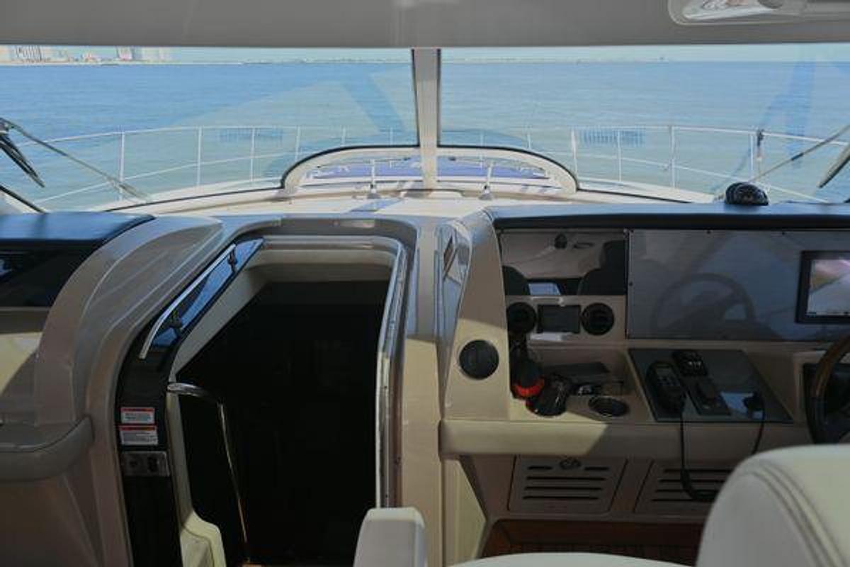 Used 2008 55' Sea Ray 550 Sundancer | 55ft