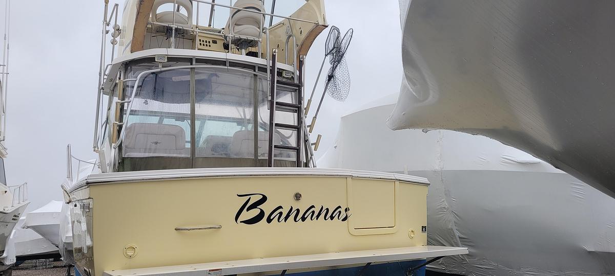 Used 2006 Wellcraft 330 Coastal | 33ft